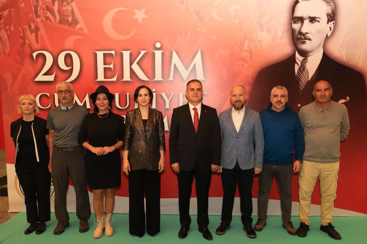 Muğla’da Türk Bayrağı Ulusal Fotoğraf Sergisine Yoğun İlgi 4